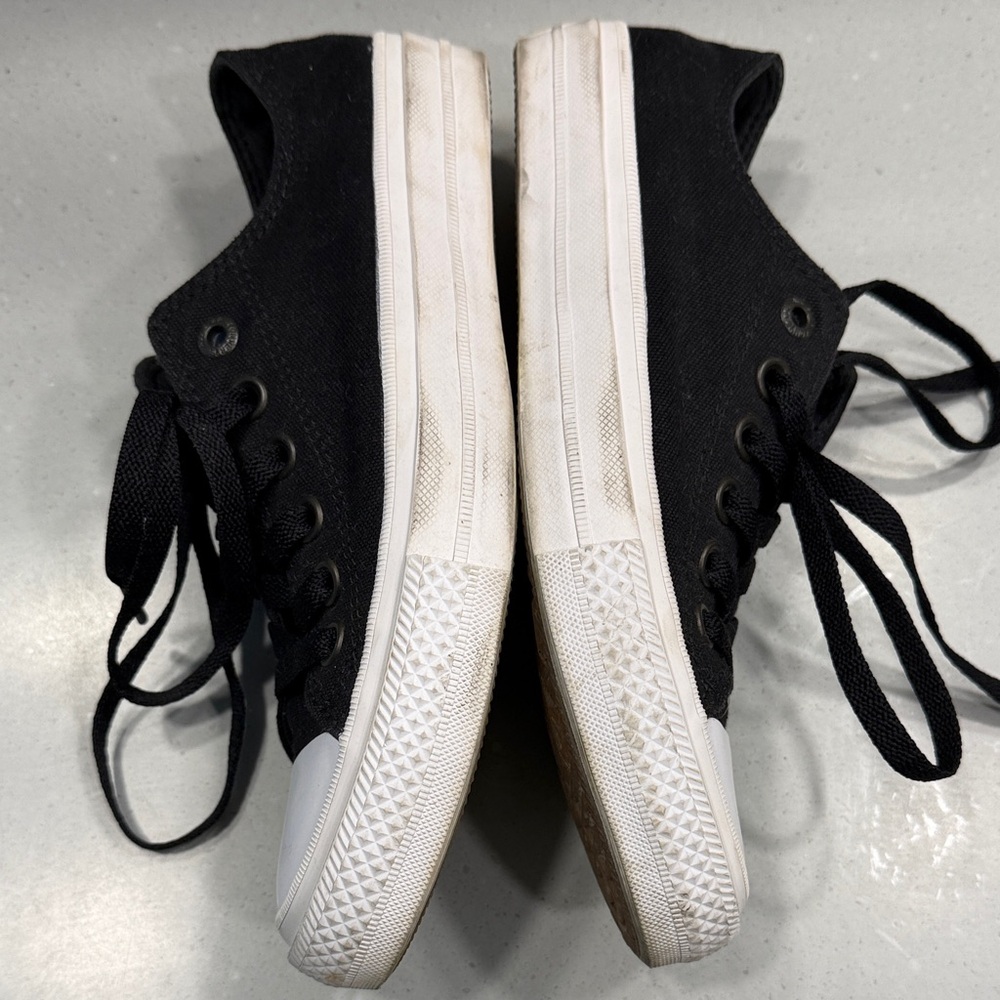 Converse All Stars, women’s size 7 - Picture 9 of 10